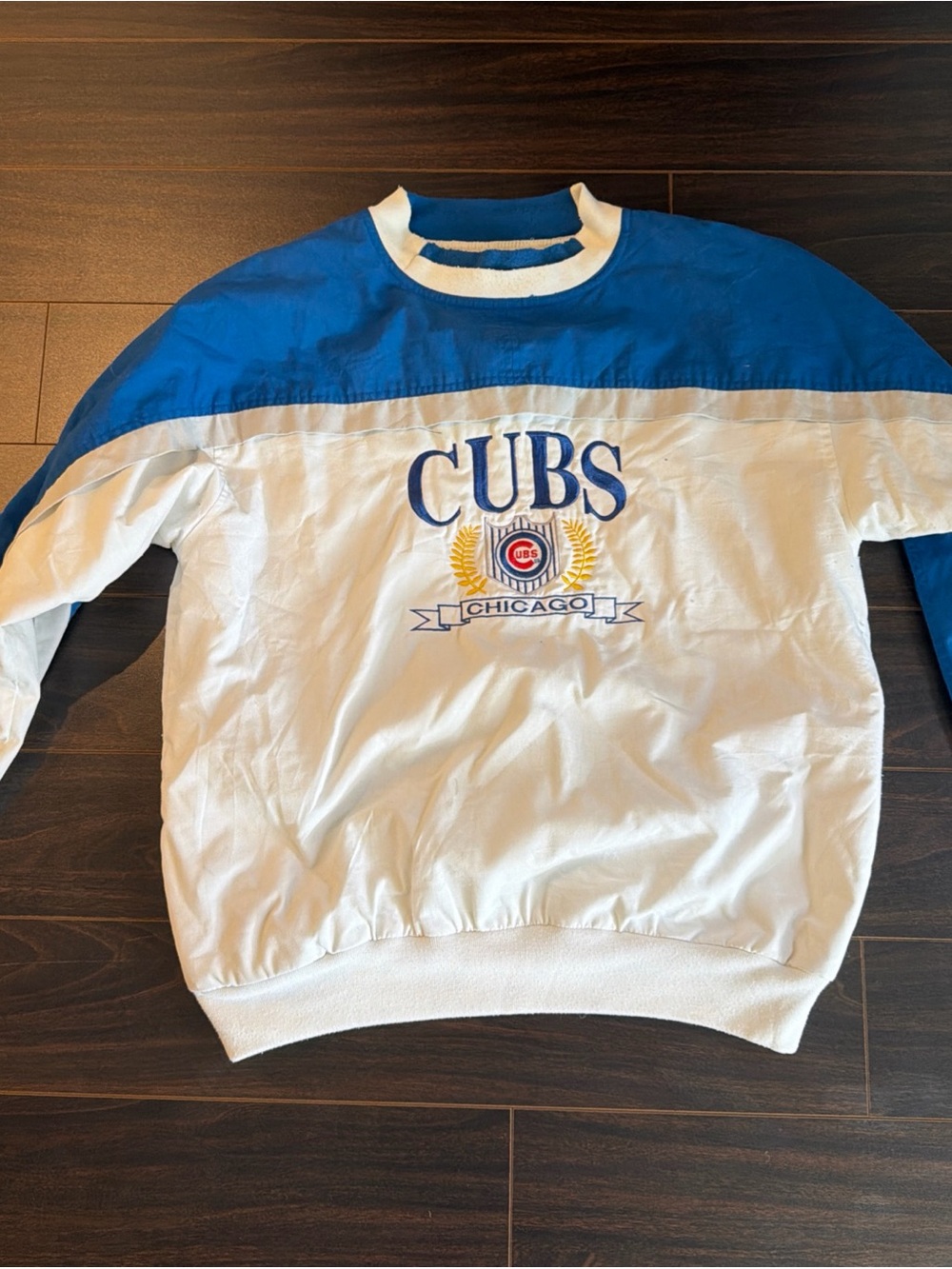 LOGO 7 Blue and White Chicago Cubs Crewneck Sweater